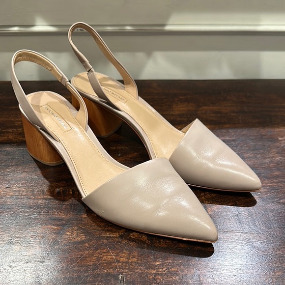 ANTONIO MELANI Cream Slingback Heels with Pointed Toe - Picture 1 of 6